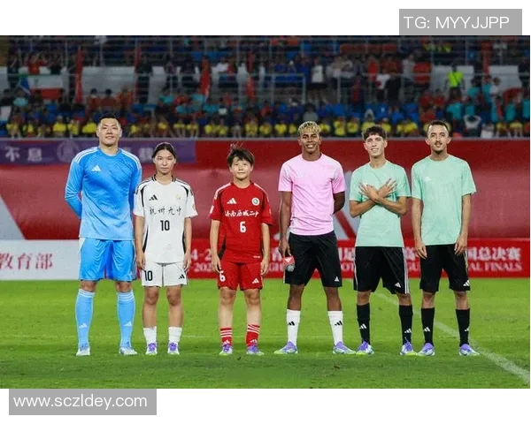 2025年全球足球球星身价排行榜前十名球员详细分析与解读 2025年全球足球球星身价排行榜前十名球员详细分析与解读